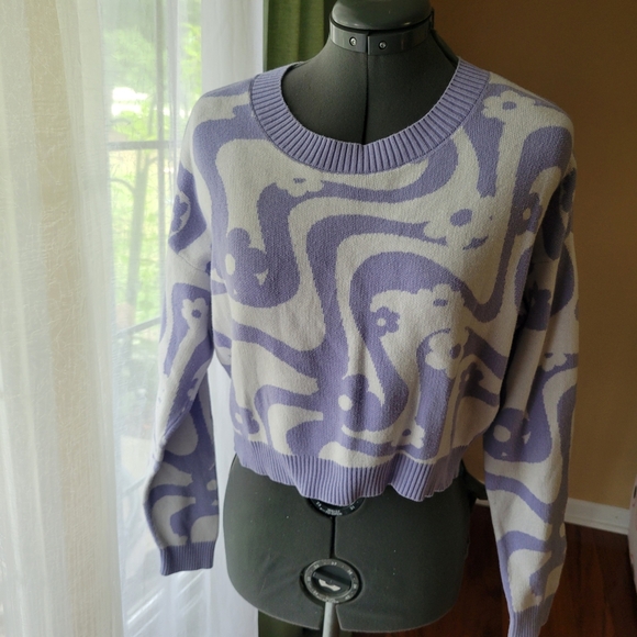 Hollister Sweaters - Hollister Purple and Cream Crew Neck Sweaters